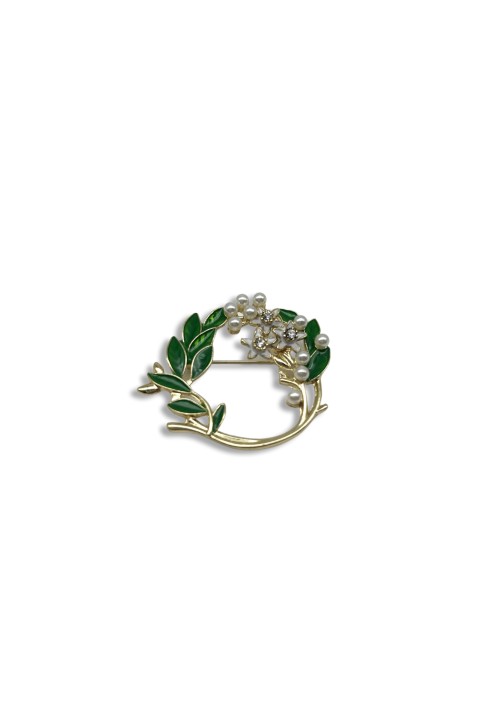 A jasmine brooch
