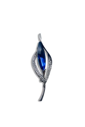 Diamond brooch