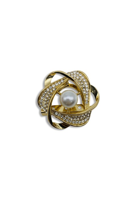 Round pearl brooch